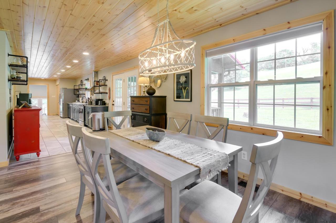 Sevierville Cabin With Private Hot Tub And Fire Pit Экстерьер фото