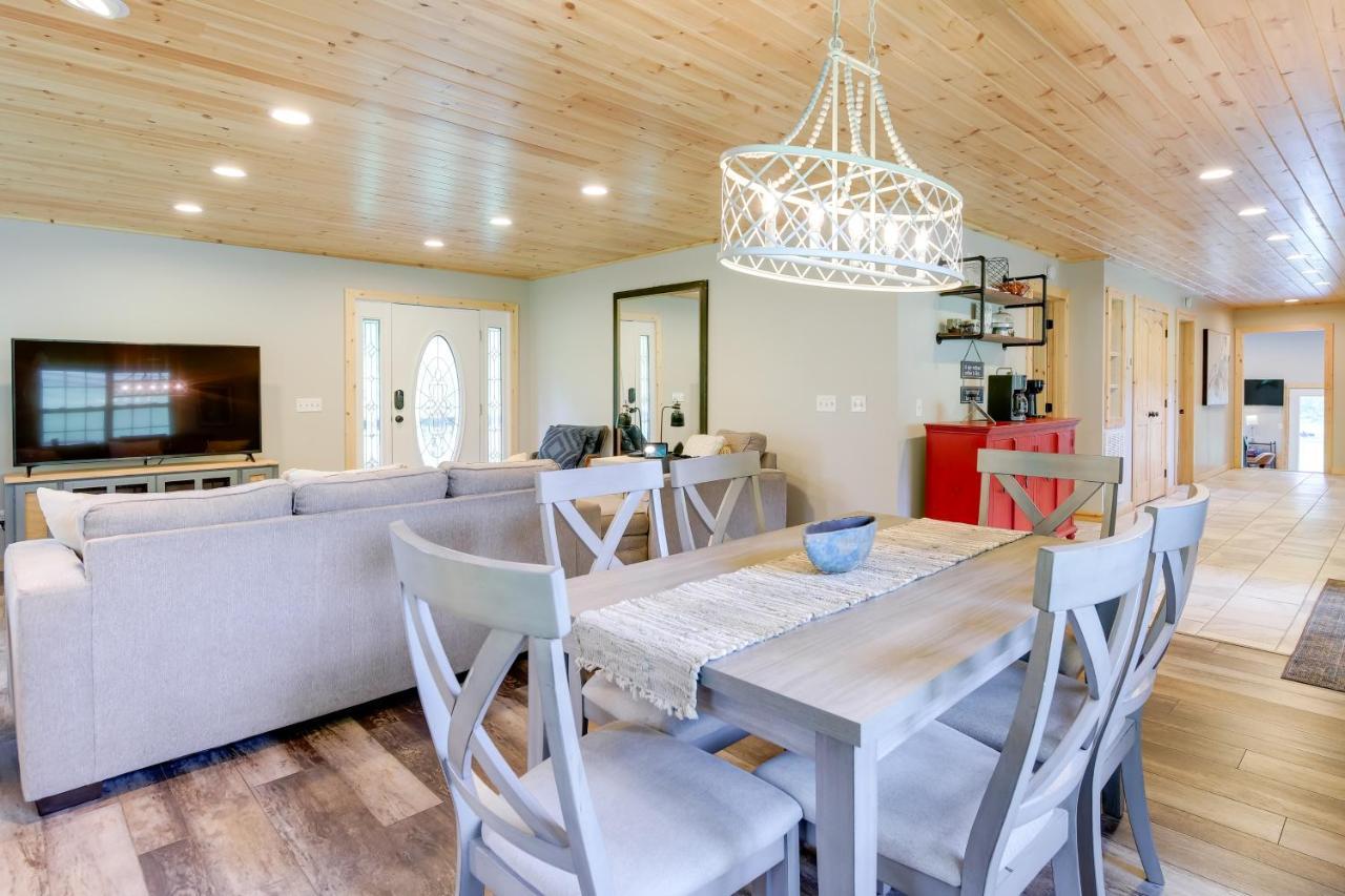 Sevierville Cabin With Private Hot Tub And Fire Pit Экстерьер фото